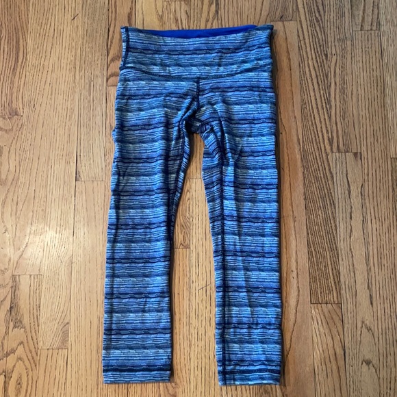 Crop Lululemon Leggings - Picture 1 of 3